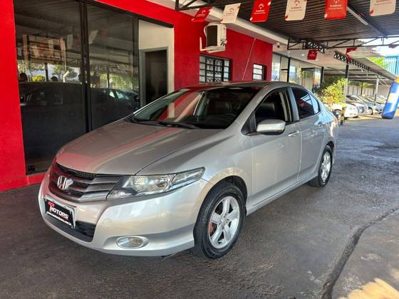 HONDA CITY 1.5 DX 16V FLEX 4P MANUAL HONDA CITY 1.5 DX 16V FLEX 4P MANUAL